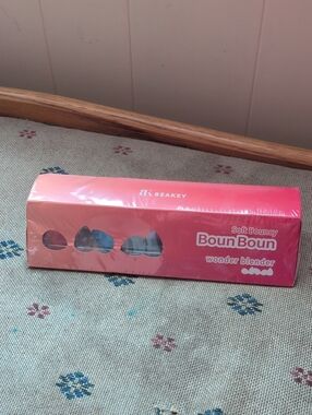 BounBoun Soft Bouncy Wonder Blender Makeup Sponge - Pink